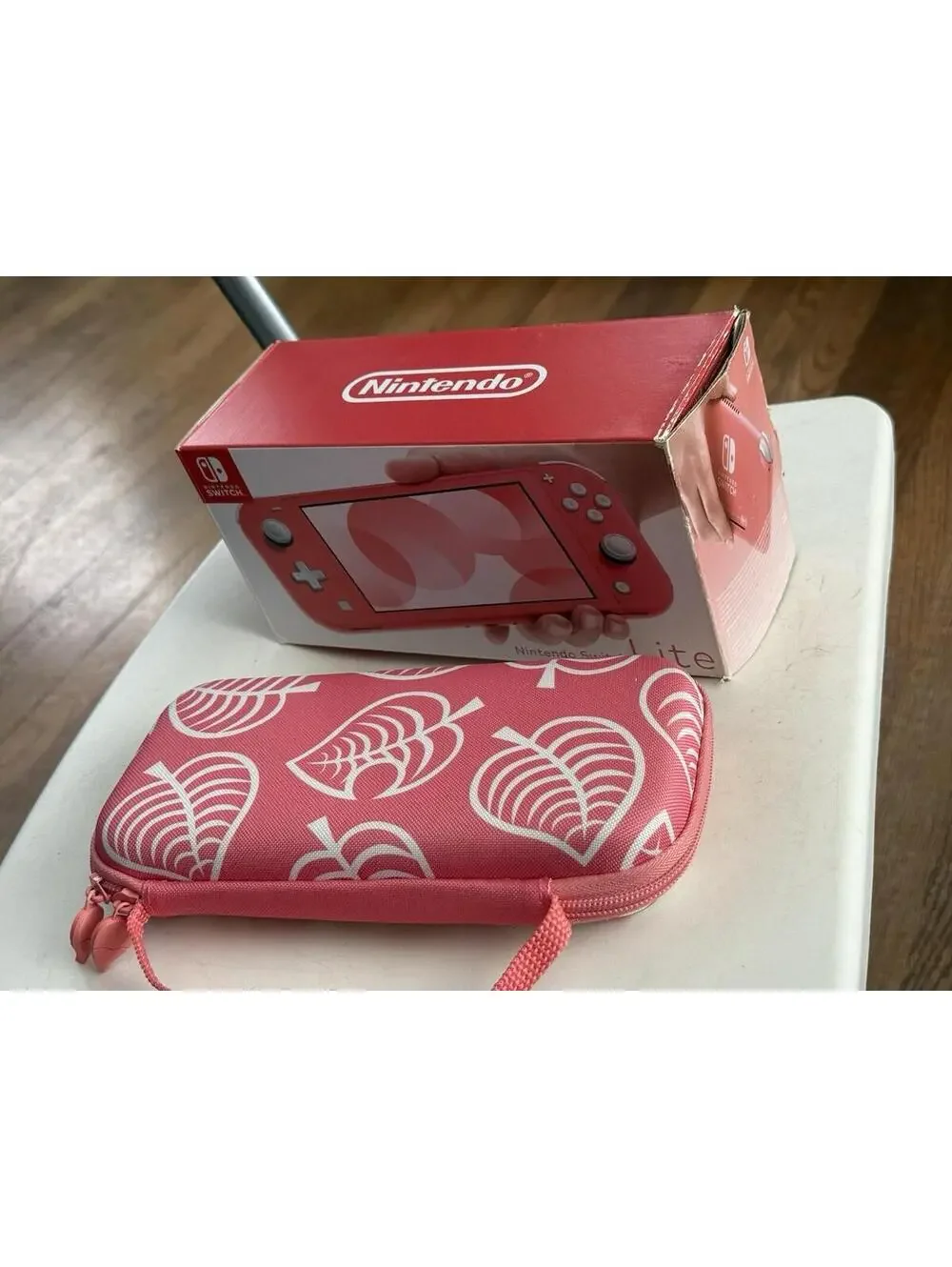 Nintendo Switch Lite Game Console 32GB Handheld Game System Coral Pink W/case